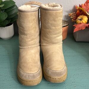Ugg Boots SZ 6